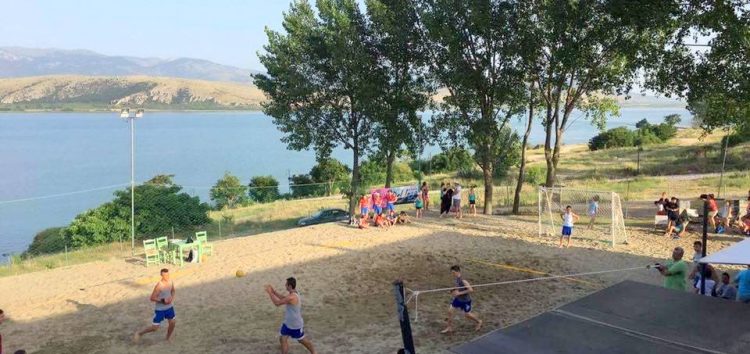 Πρεμιέρα του Beach Handball Tournament 2017 στη λίμνη Βεγορίτιδα