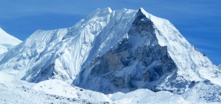 Δύο μέλη του ΣΕΟΦ σε αποστολή στο Νεπάλ, Island Peak 6189m