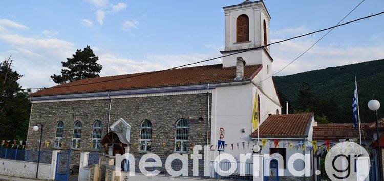 Παράκληση για τους υποψηφίους των ΑΕΙ στον Ιερό Ναό Αγίου Νικολάου Φλώρινας