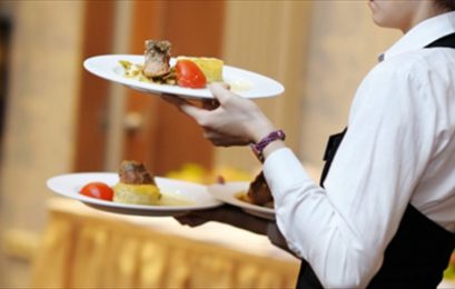 Ζητείται σερβιτόρος ή σερβιτόρα για εργασία στη Γερμανία