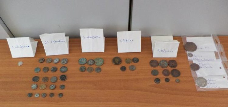 Συνελήφθησαν δύο άτομα στη Φλώρινα για κατοχή 46 αρχαίων νομισμάτων της ελληνιστικής και βυζαντινής περιόδου (pics)