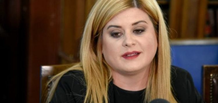 Στην Π.Ε. Φλώρινας η υπουργός Μακεδονίας – Θράκης Ελευθερία Χατζηγεωργίου