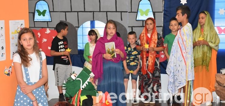 Θεατρική παράσταση στο δημοτικό σχολείο Άνω Καλλινίκης (video, pics)