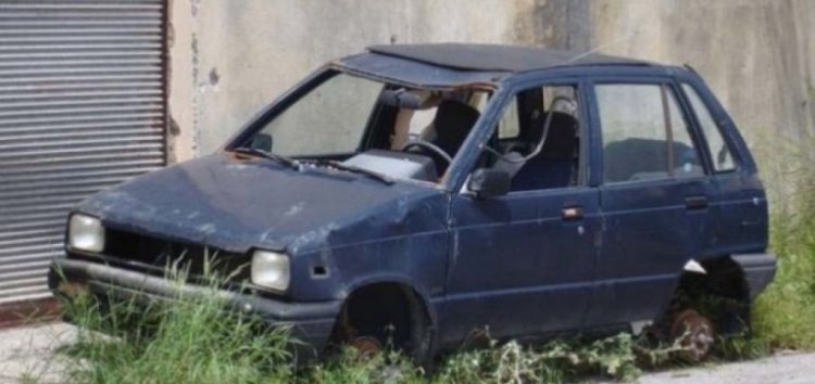 Περισυλλογή και απομάκρυνση των εγκαταλελειμμένων οχημάτων από τον δήμο Φλώρινας