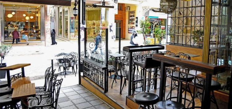 Κορωνοϊός: Κλείνουν καφετέριες, μπαρ, ταβέρνες, εμπορικά κέντρα