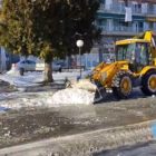 Συνεχίστηκε για τρίτη μέρα η απομάκρυνση του χιονιού από οδούς της πόλης της Φλώρινας (pics)
