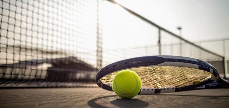 Μαθήματα ενηλίκων από την ομάδα τένις της Λέσχης Πολιτισμού Φλώρινας