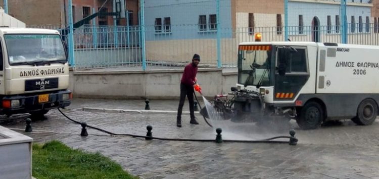 Πλύσιμο παραποτάμιων οδών στην πόλη της Φλώρινας