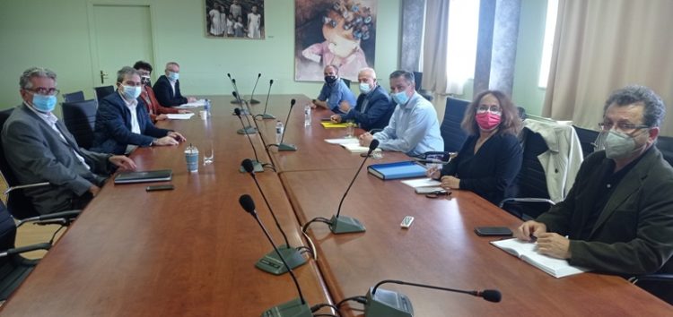 Συνάντηση του Περιφερειάρχη Γιώργου Κασαπίδη με τον Πρύτανη του Πανεπιστημίου Δυτικής Μακεδονίας Θεόδωρο Θεοδουλίδη για την πρόοδο των έργων του Πανεπιστημίου στη Φλώρινα