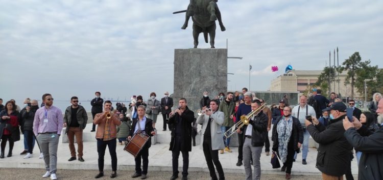 Εικόνες και ήχοι από την Πρέσπα στη Θεσσαλονίκη (videos, pics)