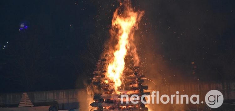 Άναψαν οι Φωτιές της Φλώρινας (video, pics)