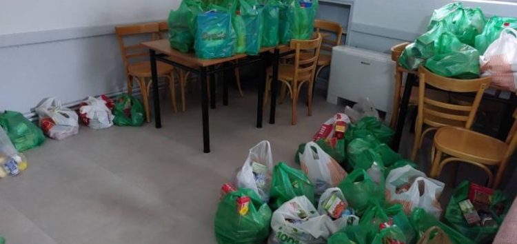 «Πάσχα για όλους»: Τρόφιμα, ρούχα και είδη πρώτης ανάγκης μοιράστηκαν σε οικογένειες του Δήμου Φλώρινας