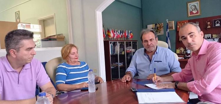 Σύμφωνο συνεργασίας μεταξύ του Επιμελητηρίου Φλώρινας και του Κέντρου Κοινωνικής Πρόνοιας (pics)