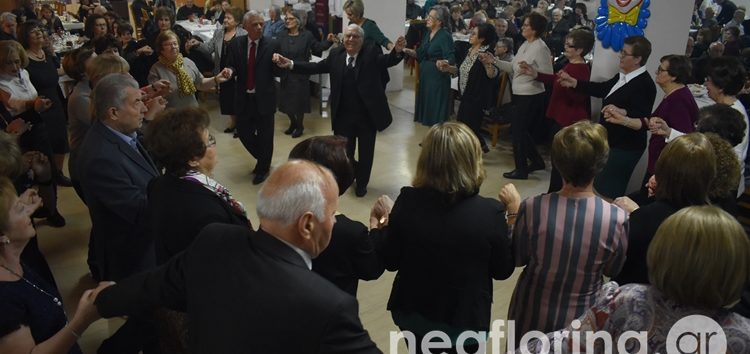 Χορός και κοπή βασιλόπιτας του ΚΑΠΗ Δήμου Φλώρινας (video, pics)