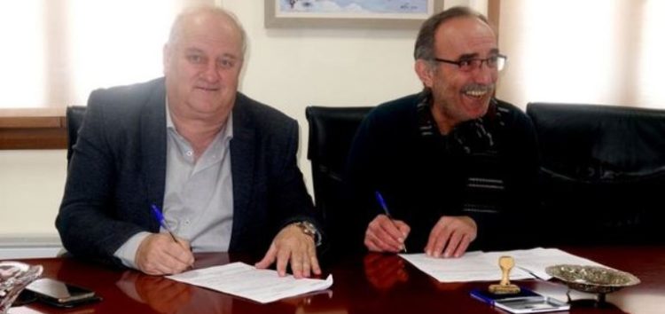 Υπογραφή συμβάσεων για τον αγωνιστικό χώρο και τον εξοπλισμό του Πατουλίδειου Αθλητικού Κέντρου Πρεσπών