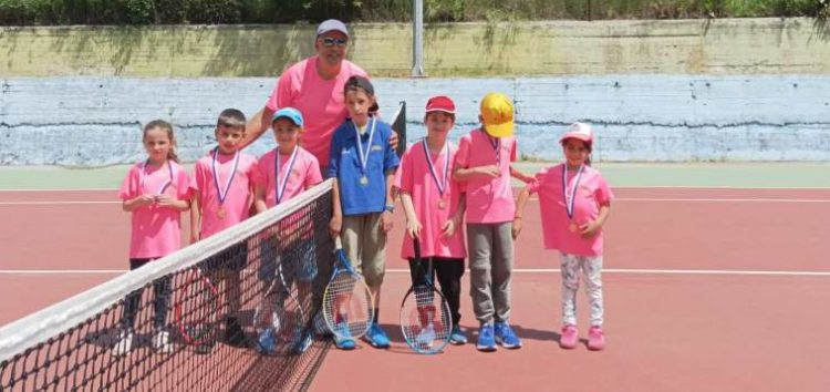 Οι μικροί αθλητές του Ομίλου Αντισφαίρισης Φλώρινας σε προπαιδικούς αγώνες
