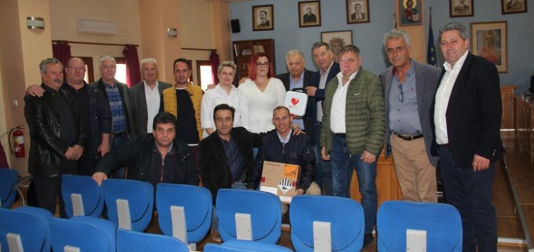 Έντεκα απινιδωτές παραδόθηκαν σε προέδρους Κοινοτήτων του Δήμου Αμυνταίου (pics)