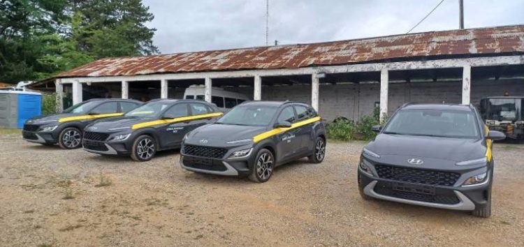 Παραδόθηκαν τέσσερα επιβατικά SUV οχήματα 4×4 στον Δήμο Φλώρινας (pics)