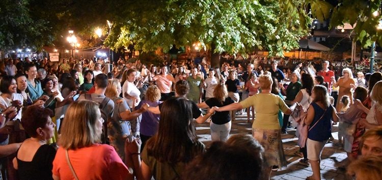 Η 8η Γιορτή Παραδοσιακών Χορών «Περικλής Τρύφων» στο «Πολιτιστικό Καλοκαίρι» του Δήμου Φλώρινας (video, pics)