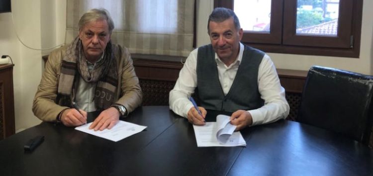 Υπογραφή σύμβασης έργου ανάπλασης μονοπατιού από τον Δήμαρχο Αμυνταίου Άνθιμο Μπιτάκη