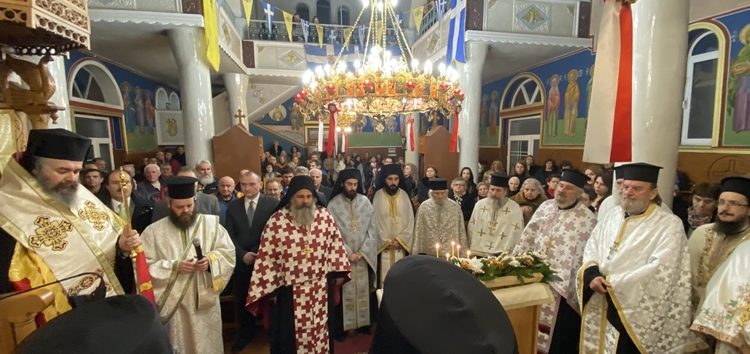 Λατρευτικές εκδηλώσεις στον πανηγυρίζοντα Ιερό Ναό Αγίου Σπυρίδωνα Αχλάδας (video, pics)