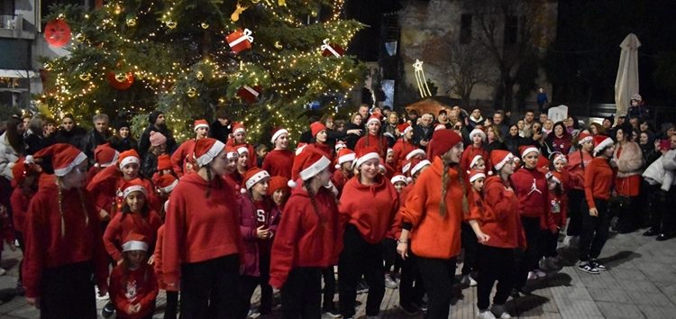 Με το τμήμα ρυθμικής γυμναστικής της Ευξείνου Λέσχης συνεχίστηκαν οι Χριστουγεννιάτικες εκδηλώσεις του Δήμου Φλώρινας (pics)