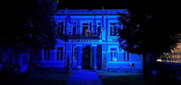 Ο Δήμος Φλώρινας φωταγώγησε μπλε το Δημαρχείο για την Παγκόσμια Ημέρα Ευχής